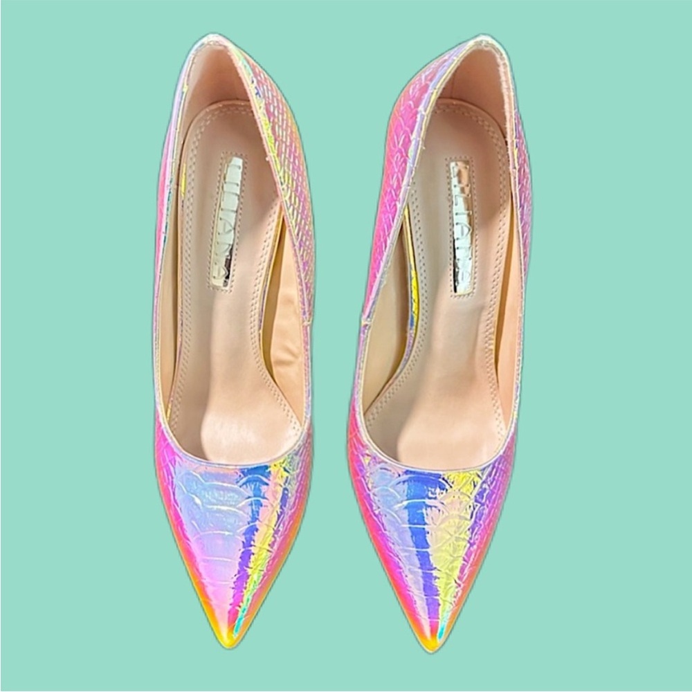 Holographic Stiletto Heels 🩷🩷🩷 - Picture 2 of 3